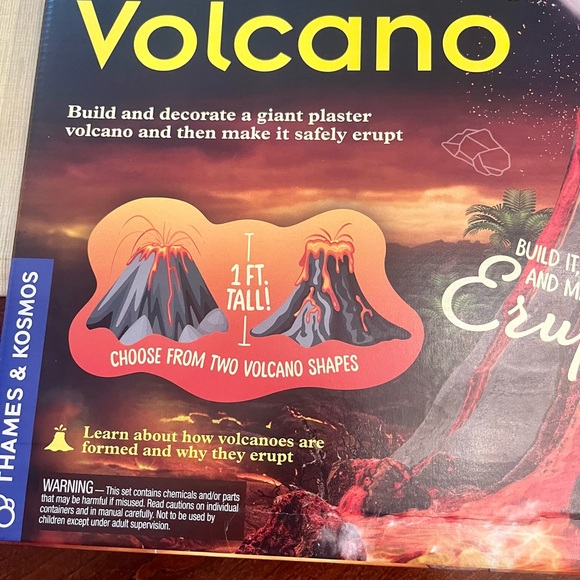 Massive Erupting Volcano & Children's Stem Experiment Kit ~ NEW ~ Thames & Kosmo - Picture 4 of 7